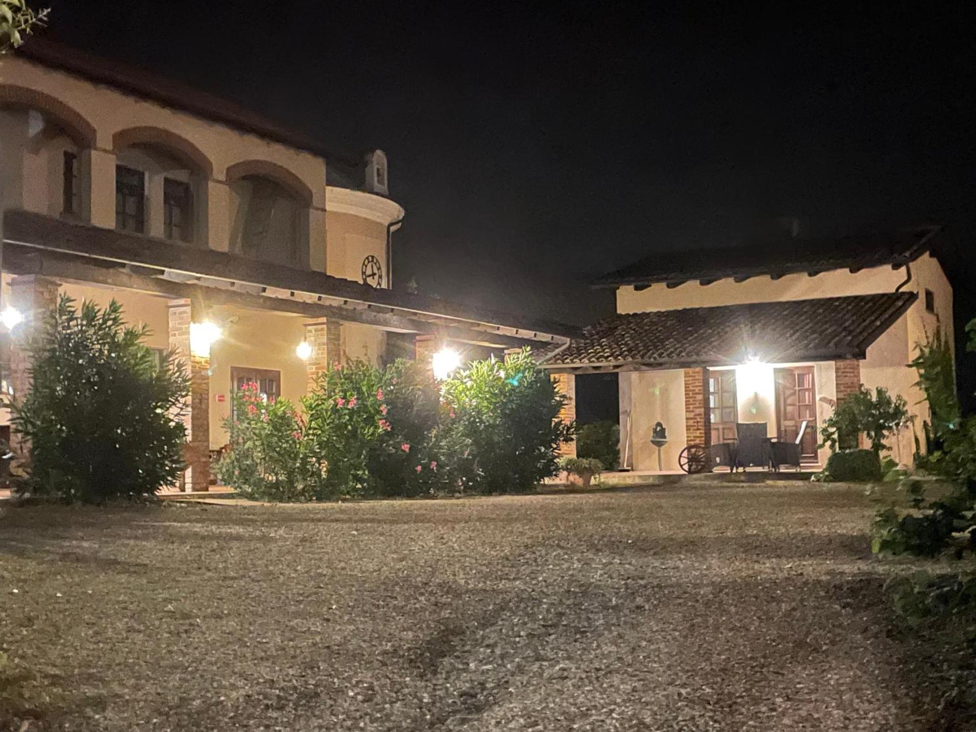 Calliano  Azienda Agricola Tenuta Del Barone מראה חיצוני תמונה